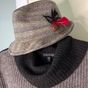 Fantastic vintage never worn quality is amazing wool tweed hand made UK